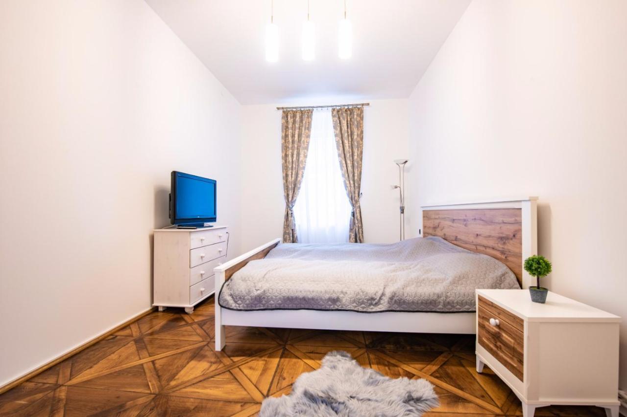 Apartment Amalia Sibiu Eksteriør bilde